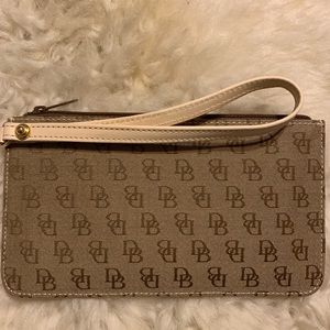 DOONEY & BOURKE beige canvas clutch